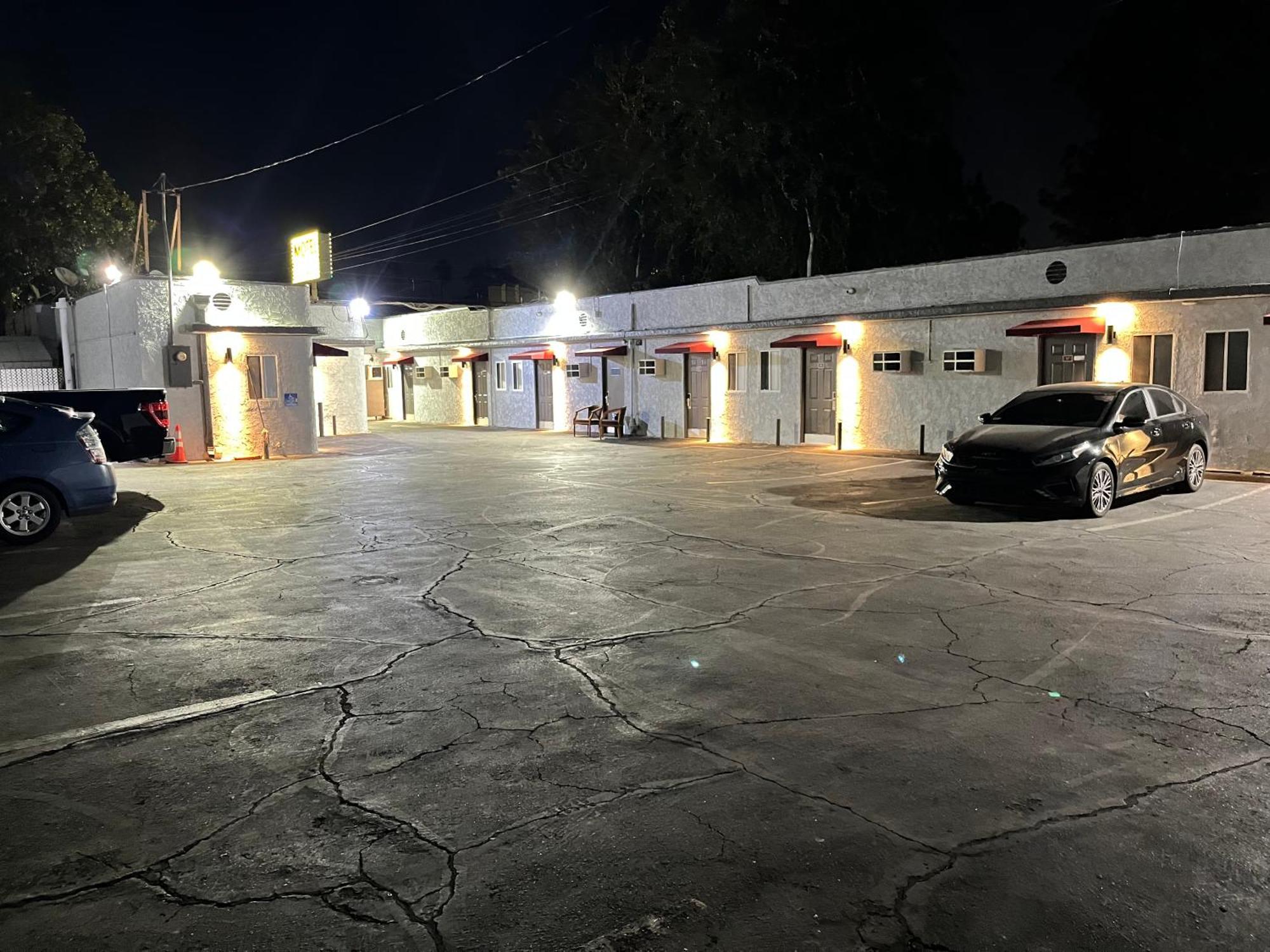 Griffith Park Motel, In Los Angeles Hollywood Area Glendale Eksteriør billede